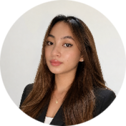 Social Media Manager & Virtual Assistant with Graphic Design Skills
