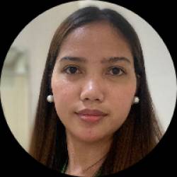 Social Media Manager with Graphic Design Skills