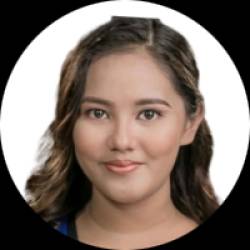 A travel agent with a 1 year experience in customer service