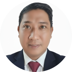 Administrative & E-commerce Specialist