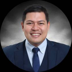 IT Professional and Legal Assistant/Reseacher