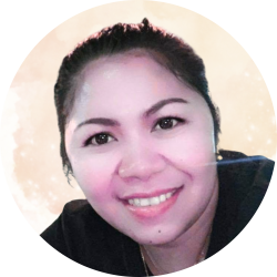 Social Media Manager with Graphic Design Skills and Video Editing.