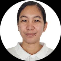 Writer with social media management and video production experience