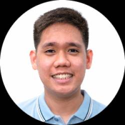 Media Professional w/ Editing, Research & Management Skills