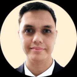Senior Graphic Designer with Marketing Skills