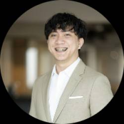 Graphic Designer | UI/UX Designer | AI Automation Specialist