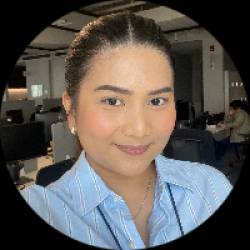 Social Media Manager expert in Social Analytics and Content Creation