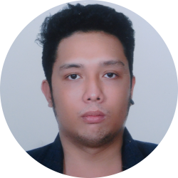 Chat and Email Specialist