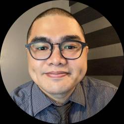 IT specialist with 6+ years of professional experience