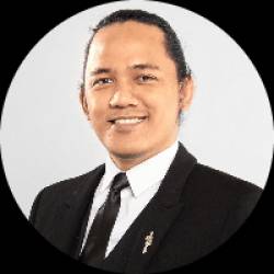 Lawyer / Law Practitioner