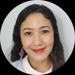 Expert in Accounts Payable and background in Bookeeping