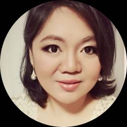 PRODUCT/GRAPHIC DESIGNER