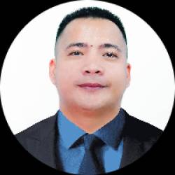 Graphic Designer / Video Editor