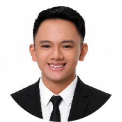 Lawyer / Paralegal