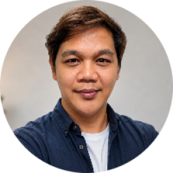 Results-driven Content & Operations Lead with a corporate background in SEO/AEO/…