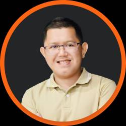 Senior Product UX/UI Designer with Expertise in AI & SaaS