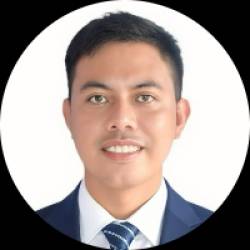 Versatile Creative Professional with experience as a Professional Teacher, Voice…