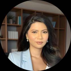 Customer Support/Healthcare/CRM Expert