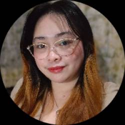 Customer Relation Specialist / Financial Advisor / Digital Creator