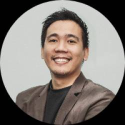 Graphic Designer / Video Editor