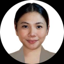 Paralegal with Legal Research, Document and Contract Management Review