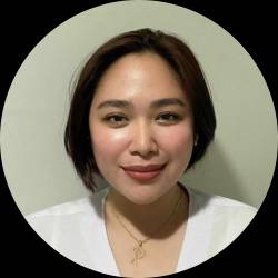 Customer Service, Chat Support, and Social Media Manager