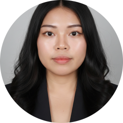 Social Media Content Creator with Editorial Skills