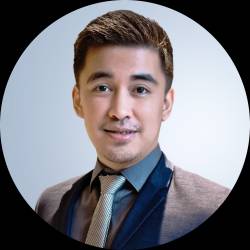 Experienced Creative Professional