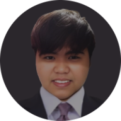 Social Media Manager with Real Estate skills