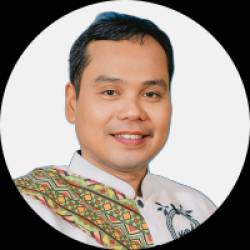 Social Media Manager with expertise on Graphics, ESL Teacher, Voice Talent, Rese…