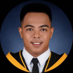 Financial and Cryptocurrency specialist