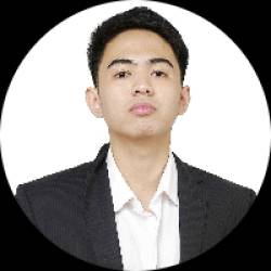 Real Estate & Social Media Manager