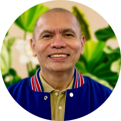 Strategic Service & Client Success Leader