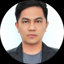 Art Director with Graphic Design Skills