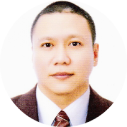 IT Engineer/Manager with 19 years of experience in IT