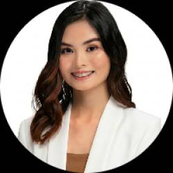 Freelance Graphic Designer and Social Media Manager