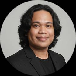Versatile Professional & Creative Performer
