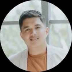 A+ Content Creation Specialist (Socials + Video + Design)