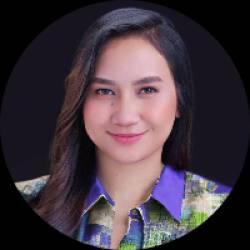 Lawyer | Customer Relation Specialist