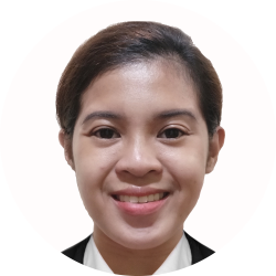 Social Media Assistant | Junior UX / UI Designer | Teacher