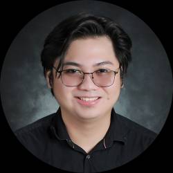 Senior Video Editor with Graphic Design Skills