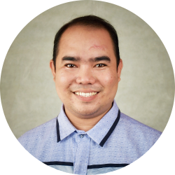 Social Media Manager with Graphic Design Skills