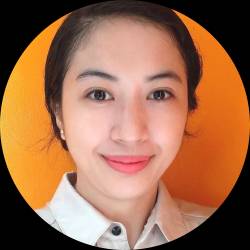 Copywriter/Ghostwriter and Social Media Manager